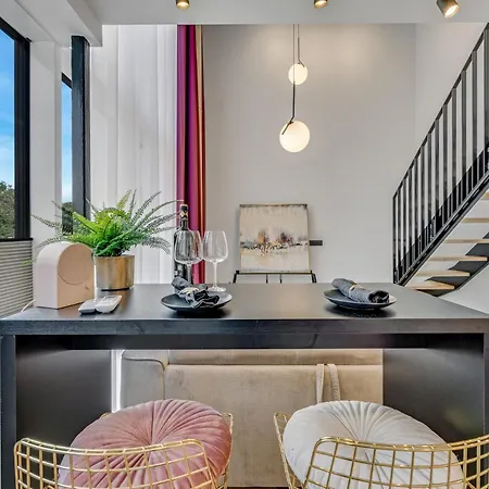 아파트 Urban Heaven Luxury Lofts *