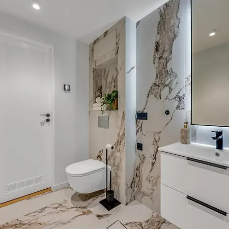 Urban Heaven Luxury Lofts 아파트 *