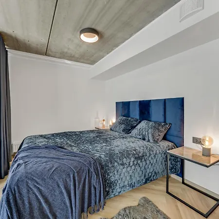 Urban Heaven Luxury Lofts شقة